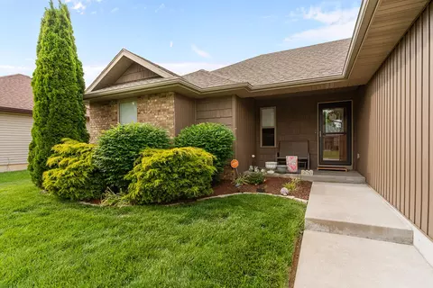 Exterior - 1925 E Maricopa Ave, Ozark, MO 65721 photo 5 of 11