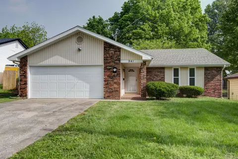 941 W Glenwood St, Springfield, MO 65807