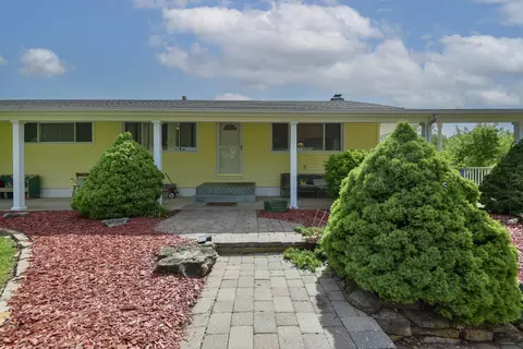 Exterior - 1338 Blackberry Ln, Crane, MO 65633 photo 7 of 13