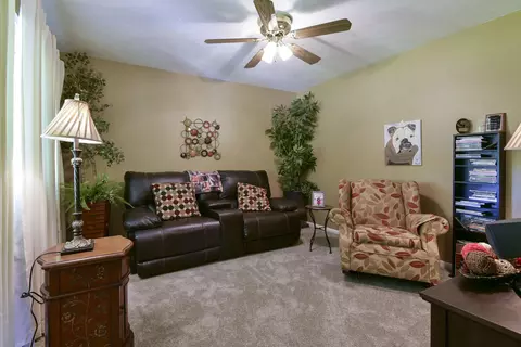 Living - 1338 Blackberry Ln, Crane, MO 65633 photo 4 of 6