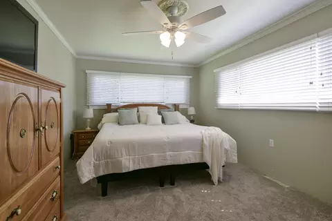 Bedroom - 1338 Blackberry Ln, Crane, MO 65633 photo 1 of 7