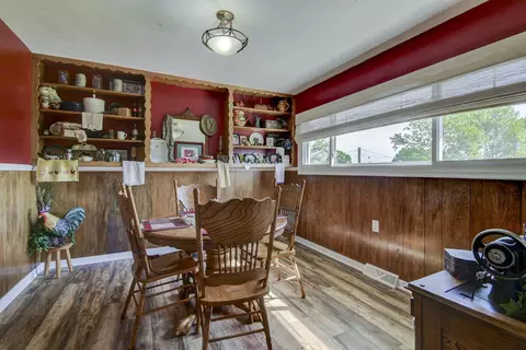 Dining - 1338 Blackberry Ln, Crane, MO 65633 photo 1 of 2