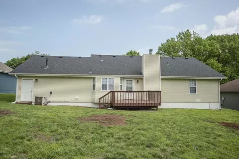 Exterior - 2831 S Scotts Ln, Springfield, MO 65807 photo 6 of 6