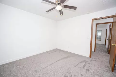 Bedroom - 2831 S Scotts Ln, Springfield, MO 65807 photo 6 of 8