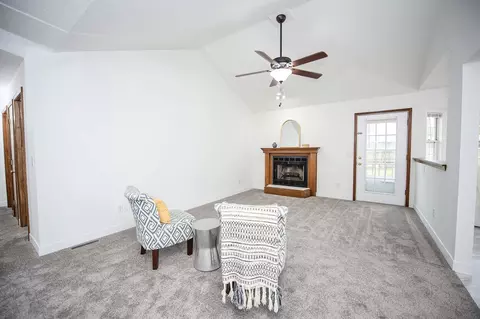 Living - 2831 S Scotts Ln, Springfield, MO 65807 photo 2 of 2