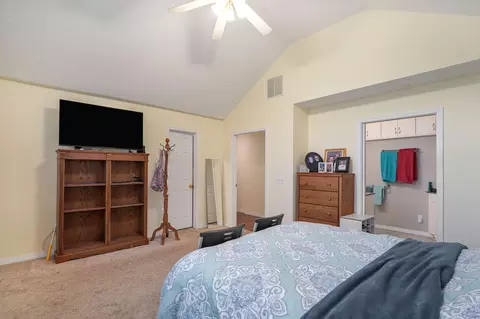 Bedroom - 150 Shelbrae Ln, Clever, MO 65631 photo 2 of 4