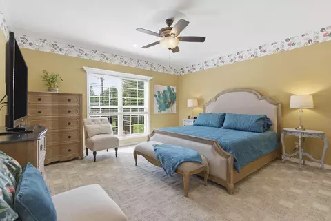 Bedroom - 4980 S Forest Ave, Springfield, MO 65810 photo 1 of 4