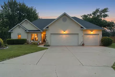 4980 S Forest Ave, Springfield, MO 65810