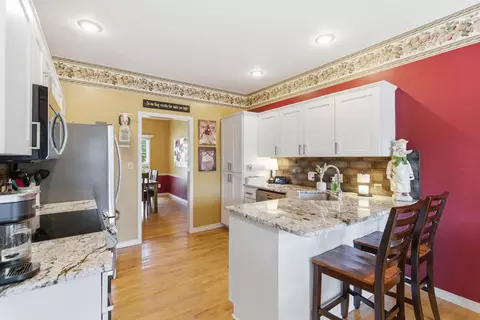 Kitchen - 4980 S Forest Ave, Springfield, MO 65810 photo 1 of 2