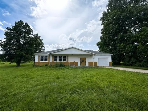5825 Lawrence 1140, Miller, MO 65707