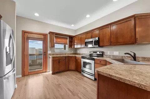 Kitchen - 115 Cavanaugh Pl, Branson, MO 65616 photo 3 of 4