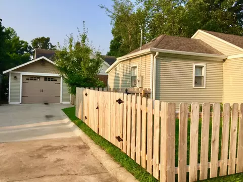 Exterior - 1536 N Washington Ave, Springfield, MO 65803 photo 6 of 33