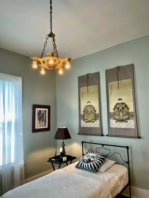 Bedroom - 1536 N Washington Ave, Springfield, MO 65803 photo 7 of 11