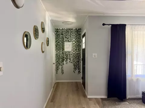 Entry Way - 2474 S Virginia Ave, Springfield, MO 65807 photo 2 of 3