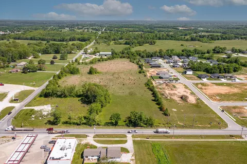 000 Highway 14, Clever, MO 65631 photo 2