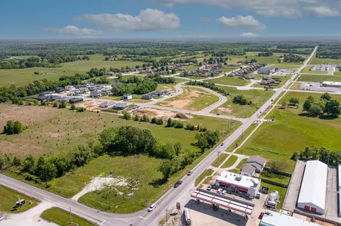 000 Highway 14, Clever, MO 65631 photo 6