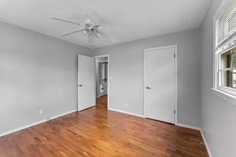 Bedroom - 3321 E Whiteside St, Springfield, MO 65804 photo 4 of 6