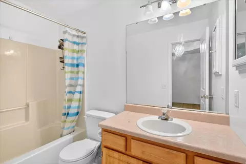 Bath - 3349 W Deerfield St, Springfield, MO 65807 photo 1 of 3