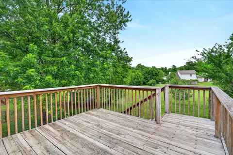 Exterior - 3349 W Deerfield St, Springfield, MO 65807 photo 6 of 9