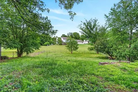 Exterior - 3349 W Deerfield St, Springfield, MO 65807 photo 9 of 9