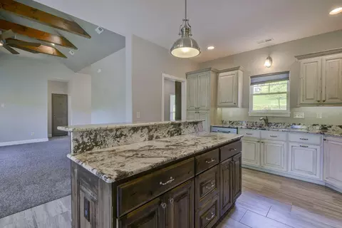 Kitchen - 112 Cedar Blf, Saddlebrooke, MO 65630 photo 3 of 5