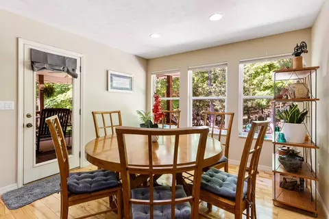 Dining - 474 Rocky Point Loop, Branson, MO 65616 photo 3 of 3