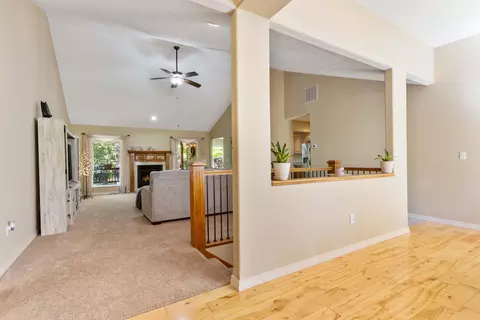 Entry Way - 474 Rocky Point Loop, Branson, MO 65616 photo 2 of 5