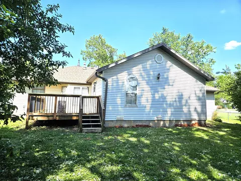 Exterior - 4810 W Tarkio St, Springfield, MO 65802 photo 10 of 10