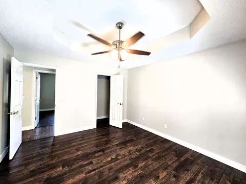 Bedroom - 4810 W Tarkio St, Springfield, MO 65802 photo 3 of 6