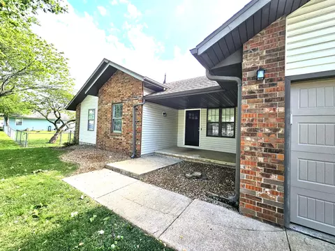Exterior - 4810 W Tarkio St, Springfield, MO 65802 photo 2 of 10