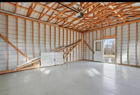 1645 E 512th Rd, Bolivar, MO 65613