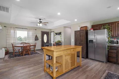 Other - 1452 Slagle Rd, Bolivar, MO 65613 photo 1 of 11