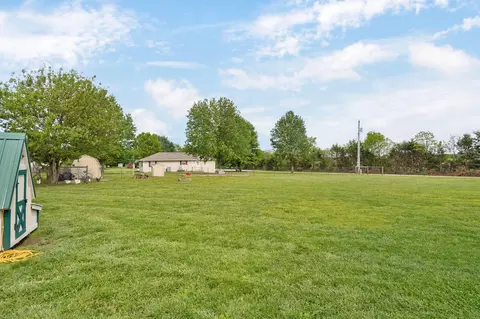 Exterior - 1452 Slagle Rd, Bolivar, MO 65613 photo 9 of 9