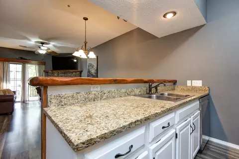 Kitchen - 45 Leaning Tree Cir #2, Branson, MO 65616 photo 1 of 3