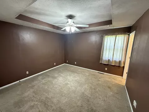 Bedroom - 275 E 3rd St, Marshfield, MO 65706 photo 1 of 5