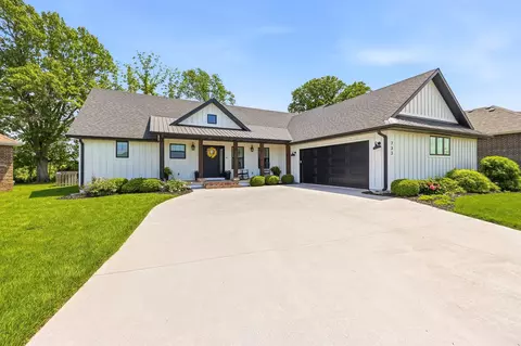 733 N Fox Hill Cir, Nixa, MO 65714 photo 2