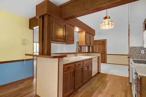 Kitchen - 3534 E Cinnamon Pl, Springfield, MO 65809 photo 3 of 4