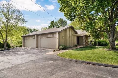 3534 E Cinnamon Pl, Springfield, MO 65809