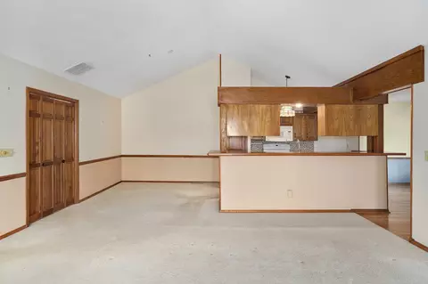 Living - 3534 E Cinnamon Pl, Springfield, MO 65809 photo 5 of 6