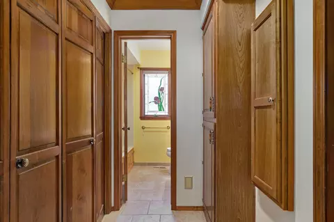 Entry Way - 3534 E Cinnamon Pl, Springfield, MO 65809 photo 3 of 3