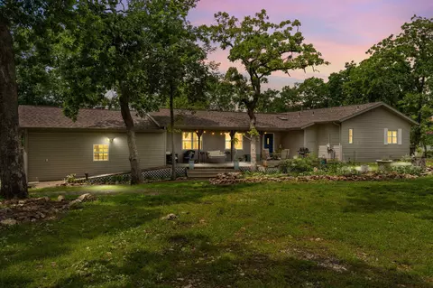 5059 Greenwood Dr, Merriam Woods, MO 65740