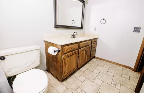Bath - 3675 S Lexus Ave, Springfield, MO 65807 photo 8 of 10