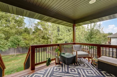 Exterior - 833 E Grouse Rd, Nixa, MO 65714 photo 5 of 10