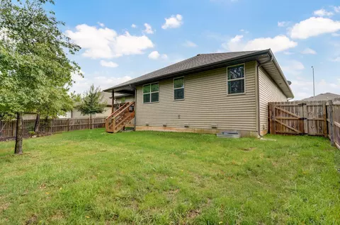 Exterior - 833 E Grouse Rd, Nixa, MO 65714 photo 8 of 10