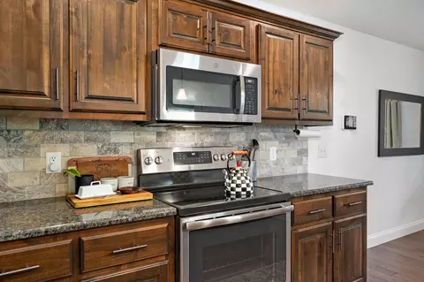 Kitchen - 833 E Grouse Rd, Nixa, MO 65714 photo 4 of 4