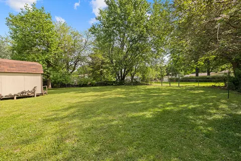 Exterior - 3606 S Parkhill Ave, Springfield, MO 65807 photo 7 of 9