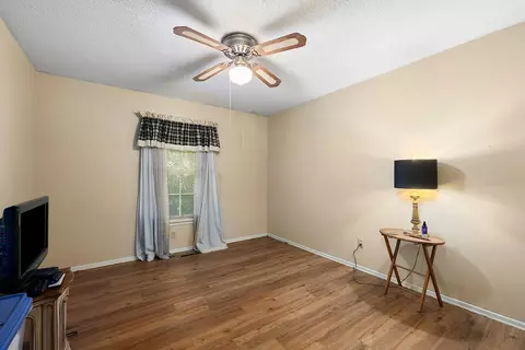Bedroom - 3606 S Parkhill Ave, Springfield, MO 65807 photo 2 of 3