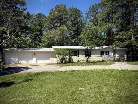 8639 Highway, Houston, MO 65483