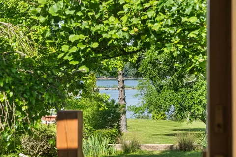 488 Hunt Club Cir, Galena, MO 65656