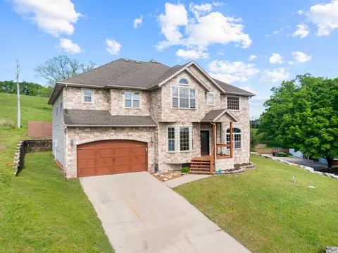 170 White Oak Cir, Walnut Shade, MO 65771